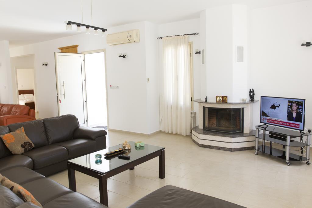 Eliofos Luxury Villa 폴리스 외부 사진
