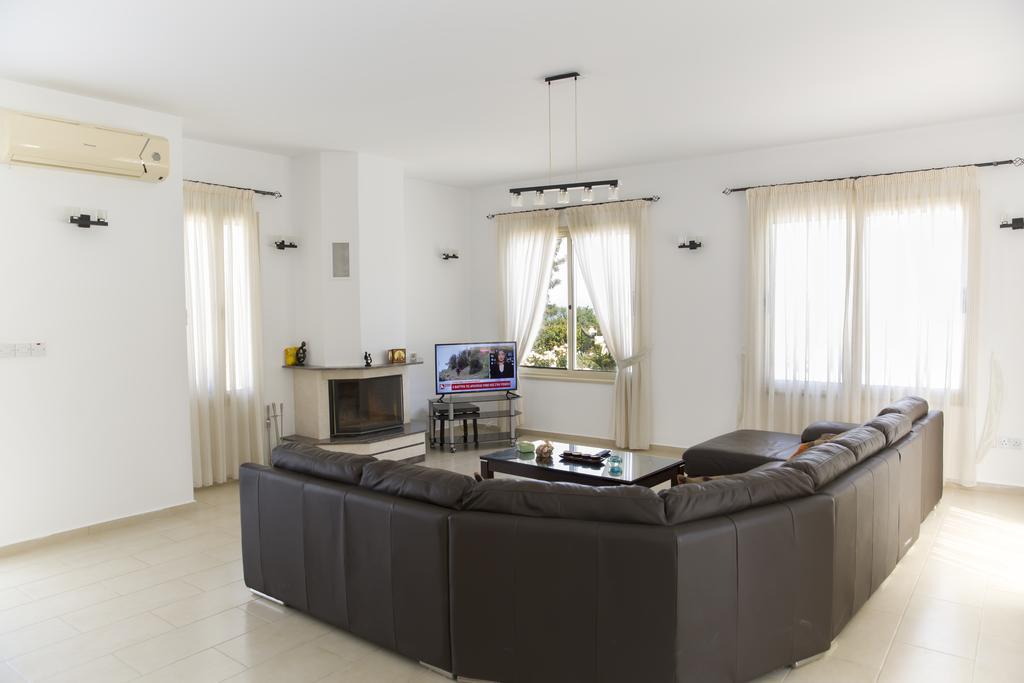 Eliofos Luxury Villa 폴리스 외부 사진